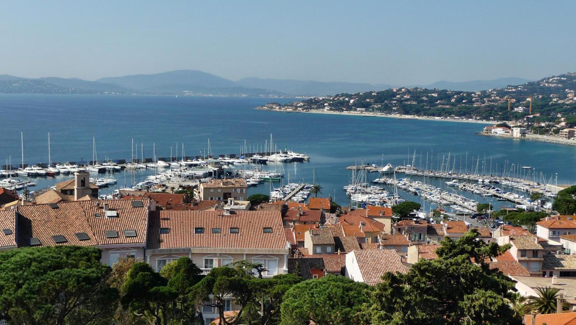 Hotel Les Tourelles Sainte-Maxime Zewnętrze zdjęcie