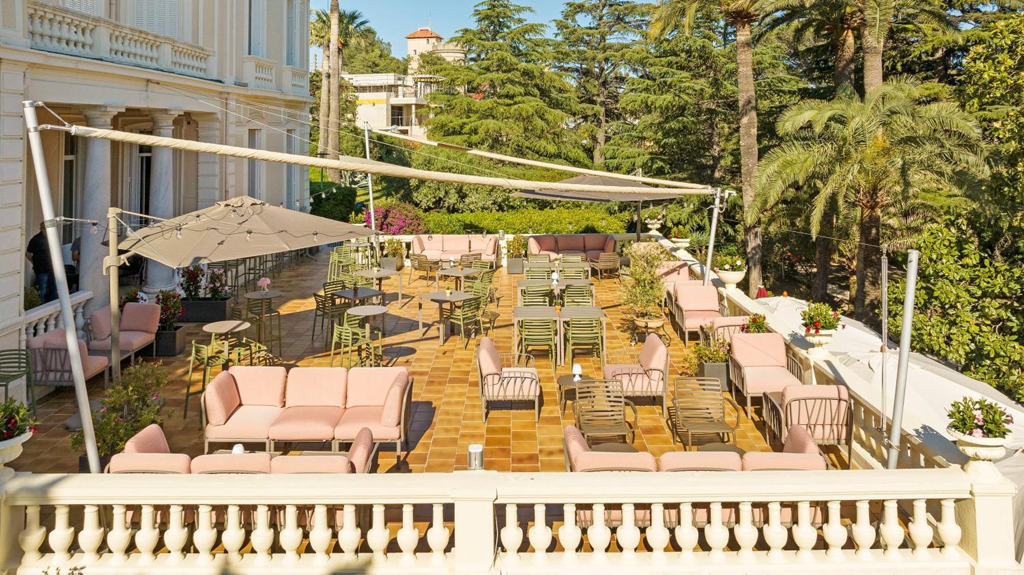 Hotel Les Tourelles Sainte-Maxime Zewnętrze zdjęcie