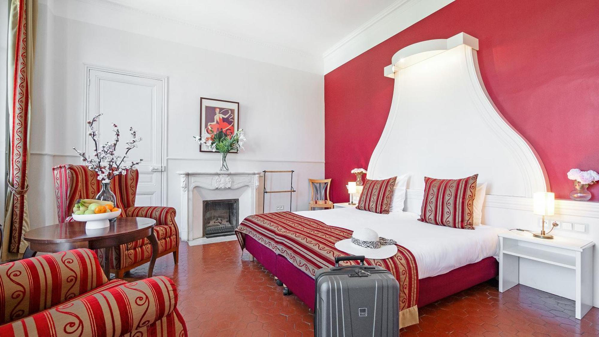 Hotel Les Tourelles Sainte-Maxime Zewnętrze zdjęcie