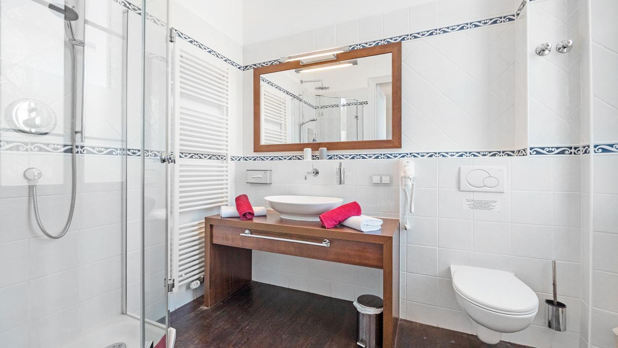 Hotel Les Tourelles Sainte-Maxime Zewnętrze zdjęcie